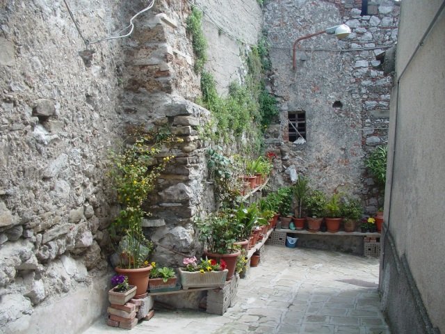 via s. pietro